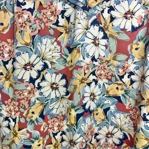 1. State Women’s V-Neck Floral Printed Pintuck Adjustable Strap Camisole Size S - Picture 4 of 13